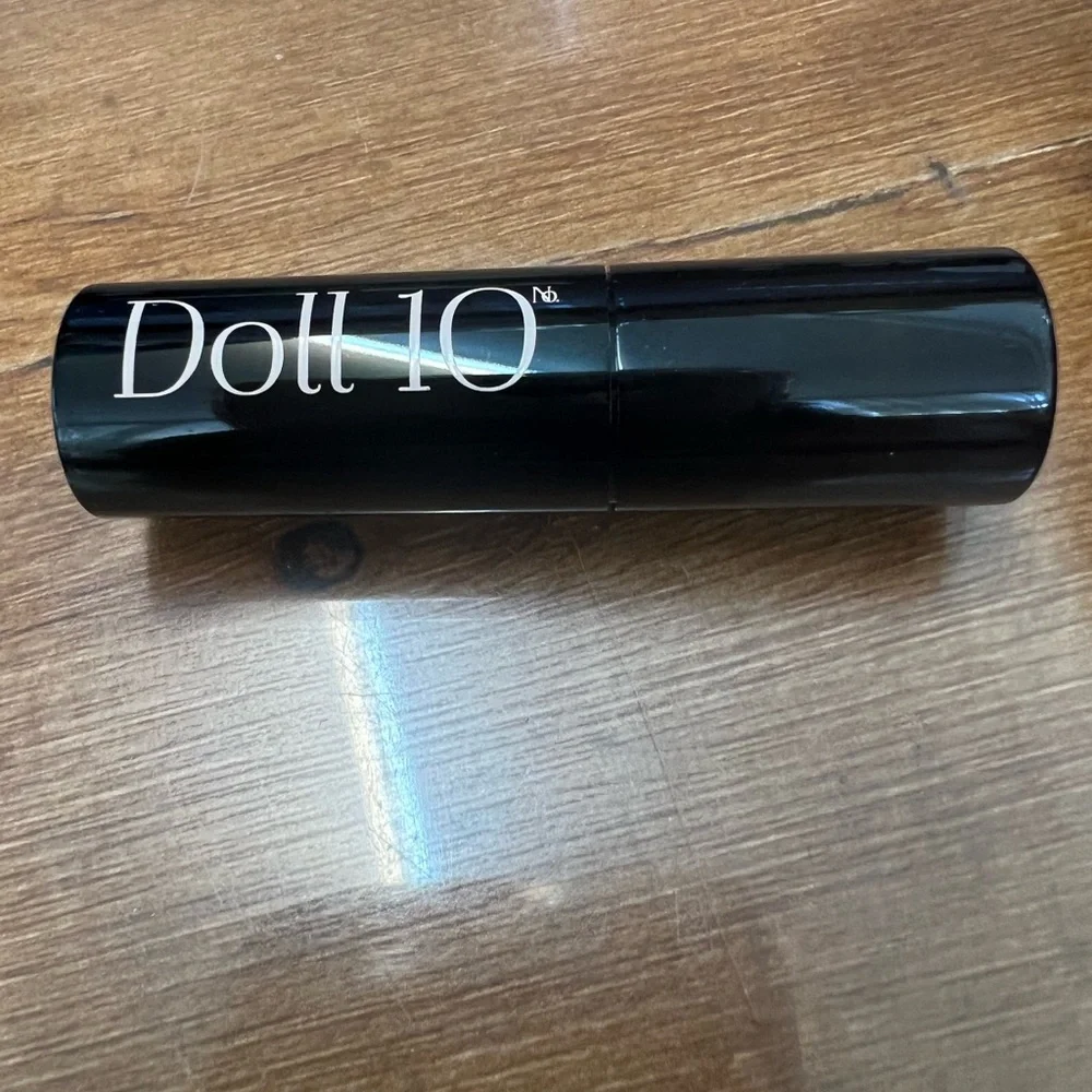 New Doll 10 No Angel Lip Rouge Lipstick